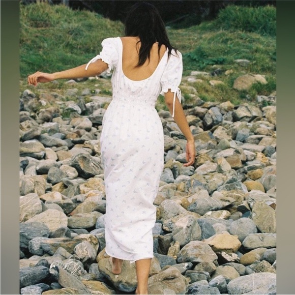 Charlie Holiday Isabella Linen Blend Butterfly print Maxi Dress Sz 6 - Picture 2 of 10